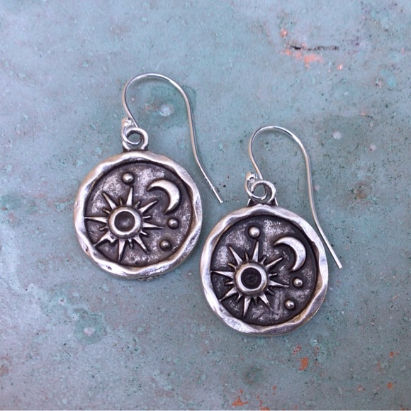 artisan Sundance Charm silver earrings - Picture 2 of 7